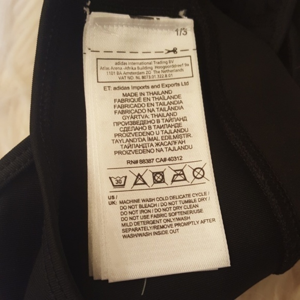NWT ADIDAS BLK GRAPHIC SPORTS BRA SIZE‎ SMALL - Picture 4 of 7